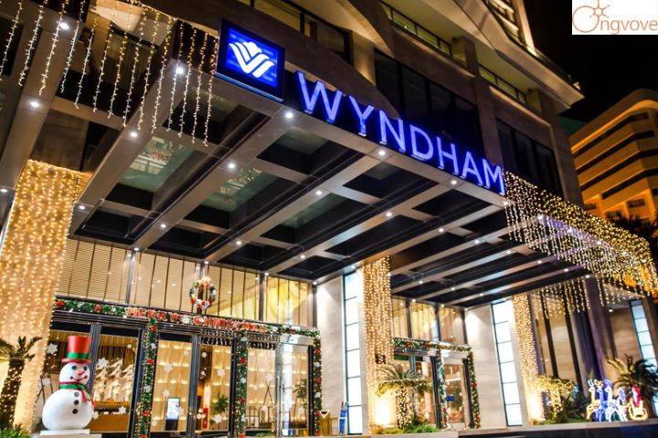Khách sạn Wyndham Legend Hạ Long