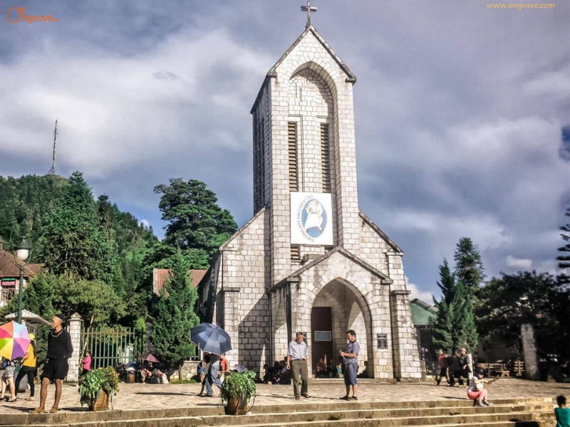 Kinh Nghiệm Tham Quan Nhà Thờ Đá Sapa