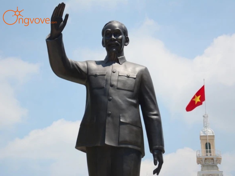 Giới Thiệu Về Tượng Chủ Tịch Hồ Chí Minh