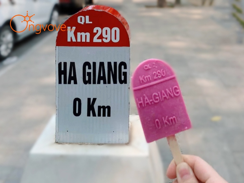 Sử dụng dịch vụ “Cổng chào tỉnh Hà Giang” Của Ong Vò Vẽ Travel