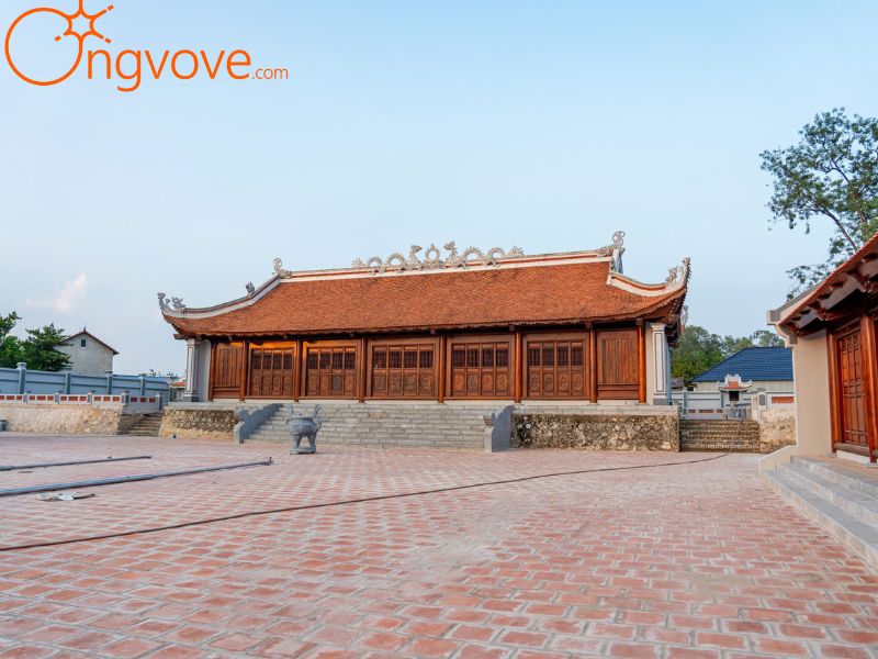 Cách thức di chuyển đến Đền thờ Lý Nam Đế Phú Thọ