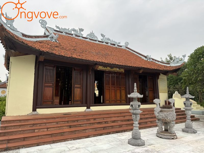 Lưu ý khi tham quan Đền thờ Lý Nam Đế