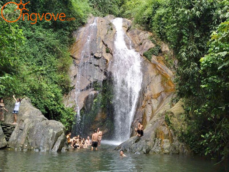 Dịch Vụ Và Tiện Ích Tại Thác Vạn Mơ