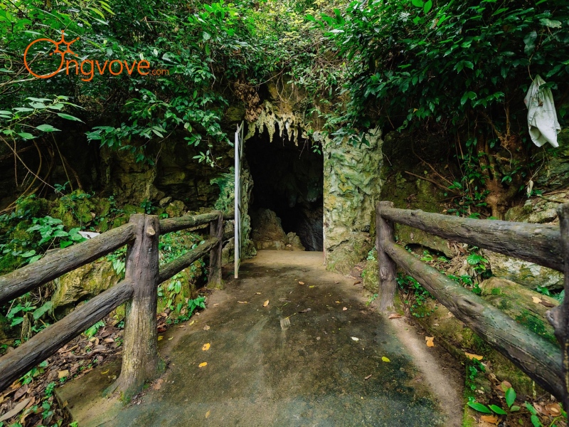Động Hoa Cương Quảng Ninh ở đâu