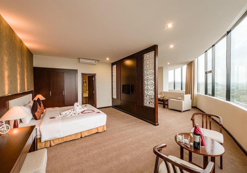 Phòng nghỉ tiện nghi và dịch vụ chuyên nghiệp Khách sạn Mường Thanh Grand Hà Tĩnh