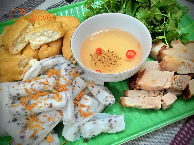 Bánh cuốn Thanh Trì - Mỏng mảnh, tinh tế