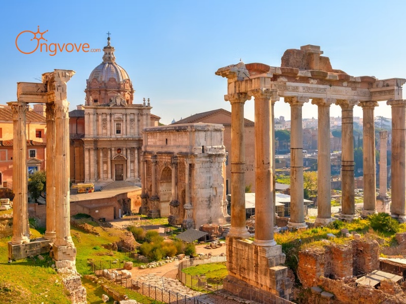 Discovering Historical Monuments of Rome