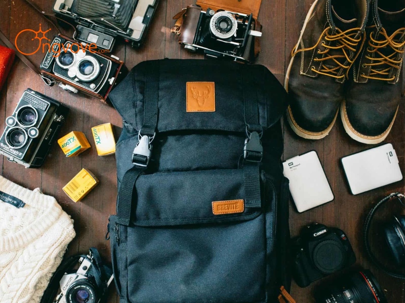 Essential Tools and Resources for Solo Travelers