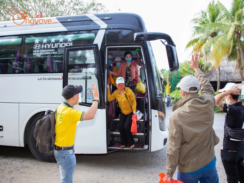 Tại Sao Bạn Cần Một Tour Guide Bảo Lộc?