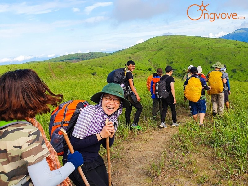 Trekking qua những cung đường xanh mướt