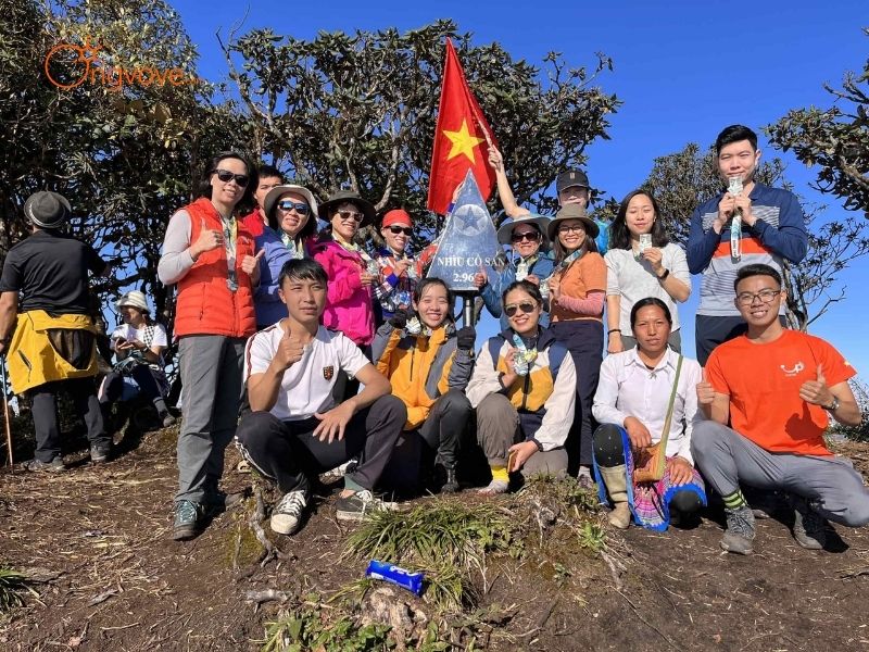 Tại Sao Bạn Nhất Định Nên Cần Thuê hướng dẫn viên leo núi Nhìu Cồ San?