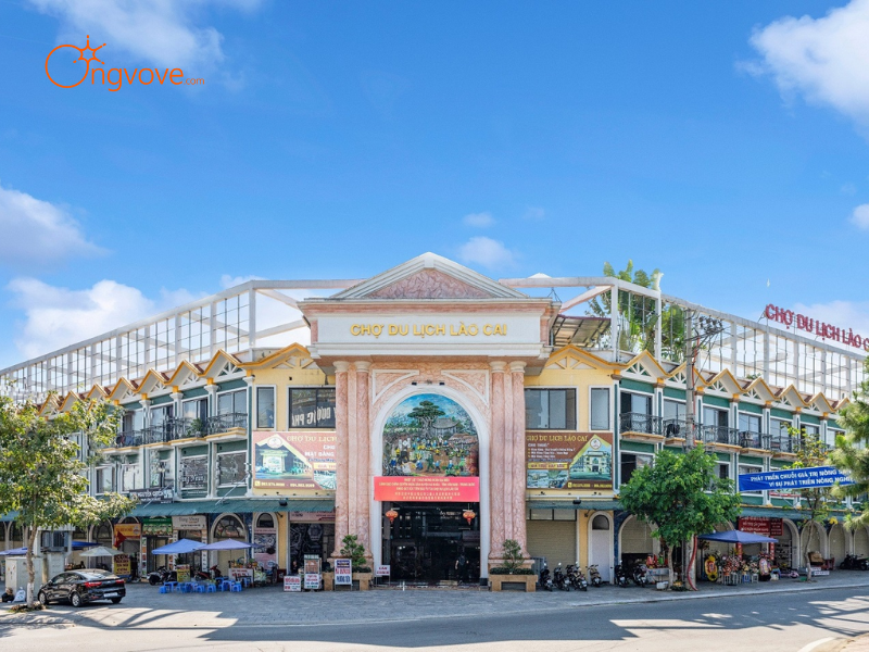Thuê Hướng dẫn viên tại Chợ Kim Tân Lào Cai