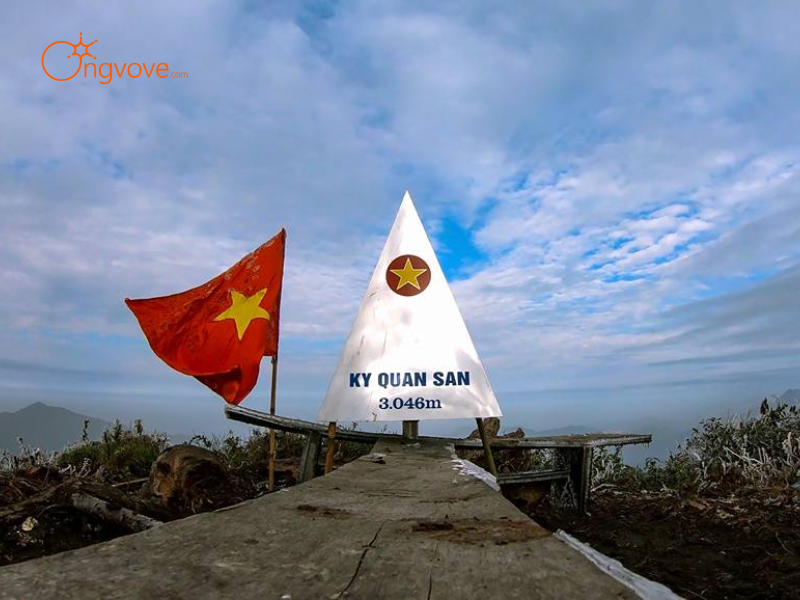 Tại Sao Cần Thuê Hướng dẫn viên tại Ky Quan San (Bạch Mộc Lương Tử)?