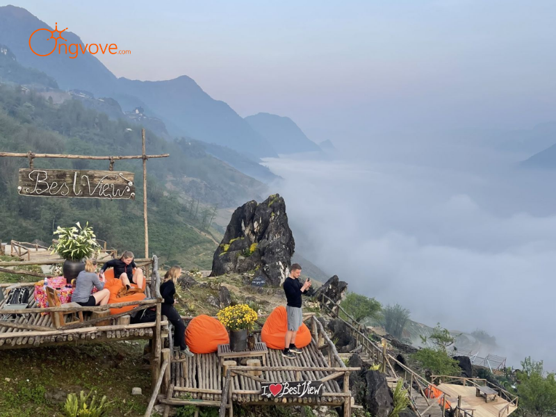 Lợi Ích Khi Thuê Hướng dẫn viên tại Đi Ngắm bình minh và hoàng hôn trên các đỉnh núi và thung lũng Lào Cai