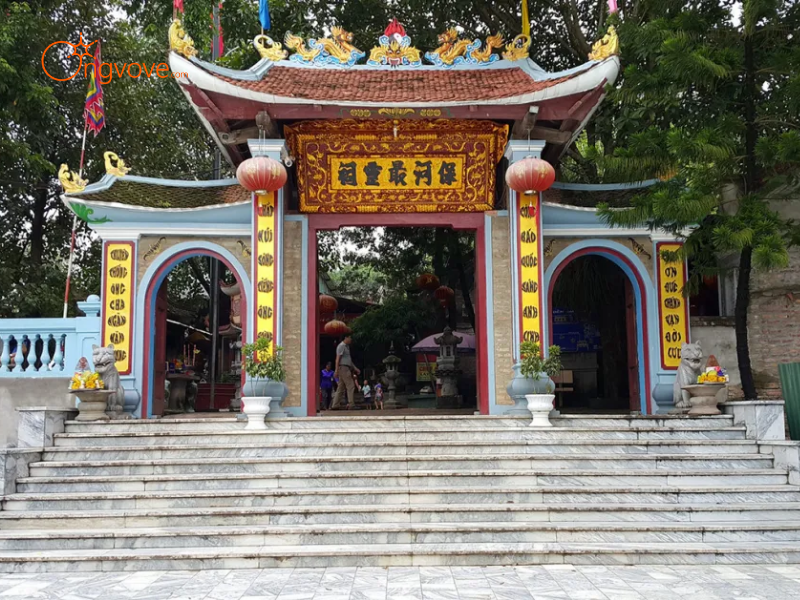 Lợi Ích Khi Thuê Hướng dẫn viên tại Đền Ken Lào Cai