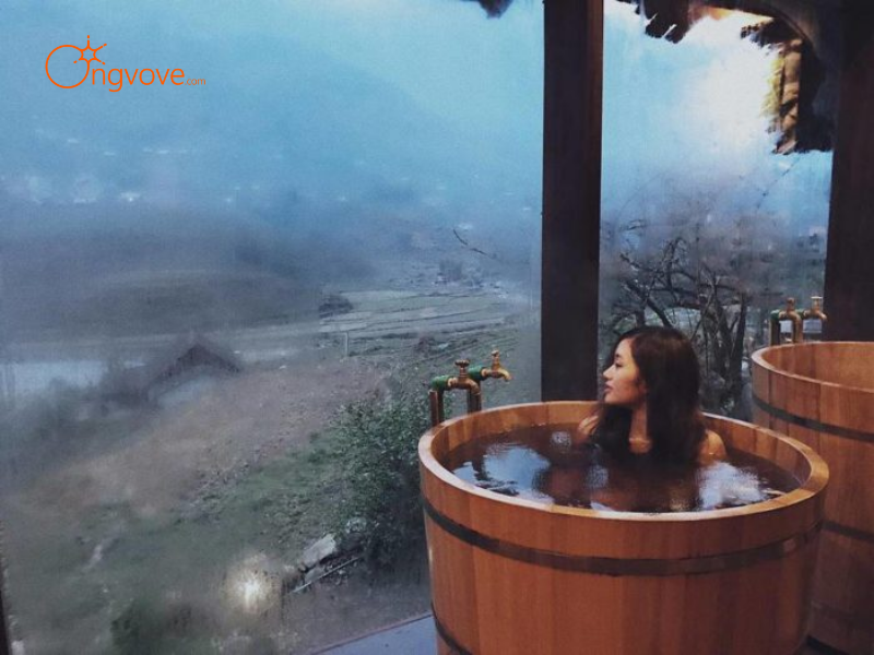 Lợi Ích Khi Thuê Hướng dẫn viên tại Đi Trải nghiệm tắm lá thuốc của người Dao đỏ Lào Cai