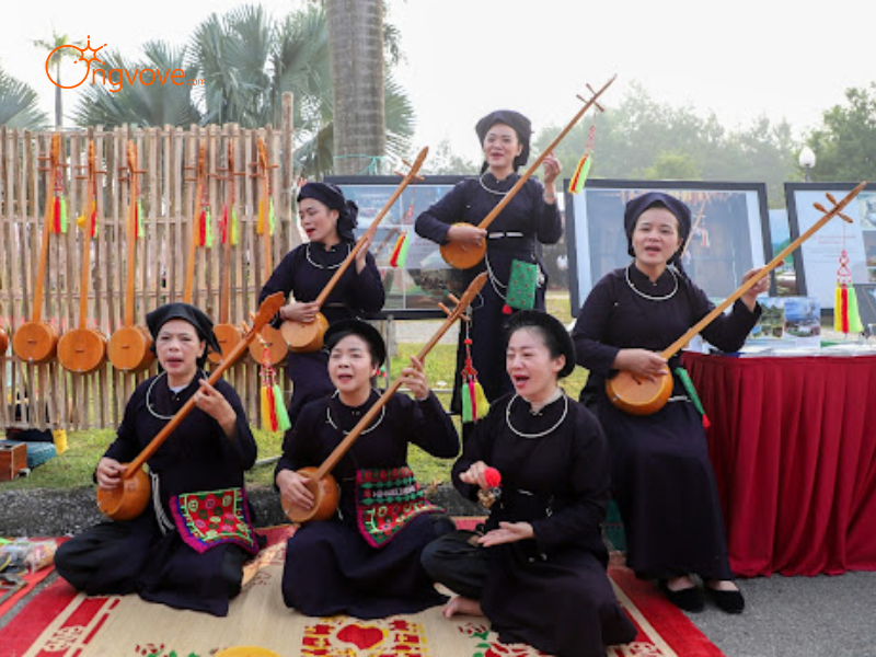 Những Tiêu Chí Cần Lưu Ý Khi Thuê Hướng dẫn viên tại Các bản làng truyền thống của người Tày Văn Bàn