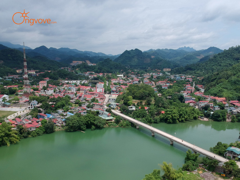 Những Tiêu Chí Cần Lưu Ý Khi Thuê Hướng Dẫn Viên Tại Đồn Phố Ràng Lào Cai