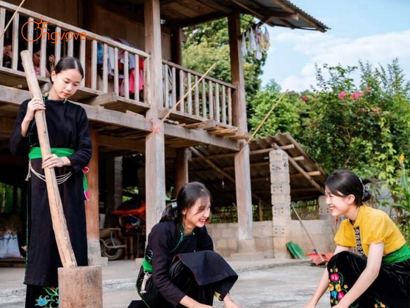 Những Tiêu Chí Cần Lưu Ý Khi Thuê Hướng dẫn viên tại Dương Quỳ Văn Bàn Lào Cai